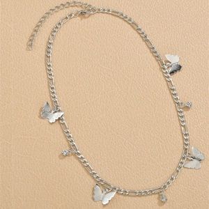 3/$30 🤍 Butterfly Choker